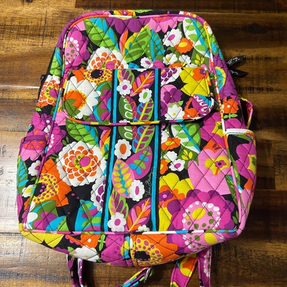 Vera Bradley Handbags - Vera Bradley Backpack Medium